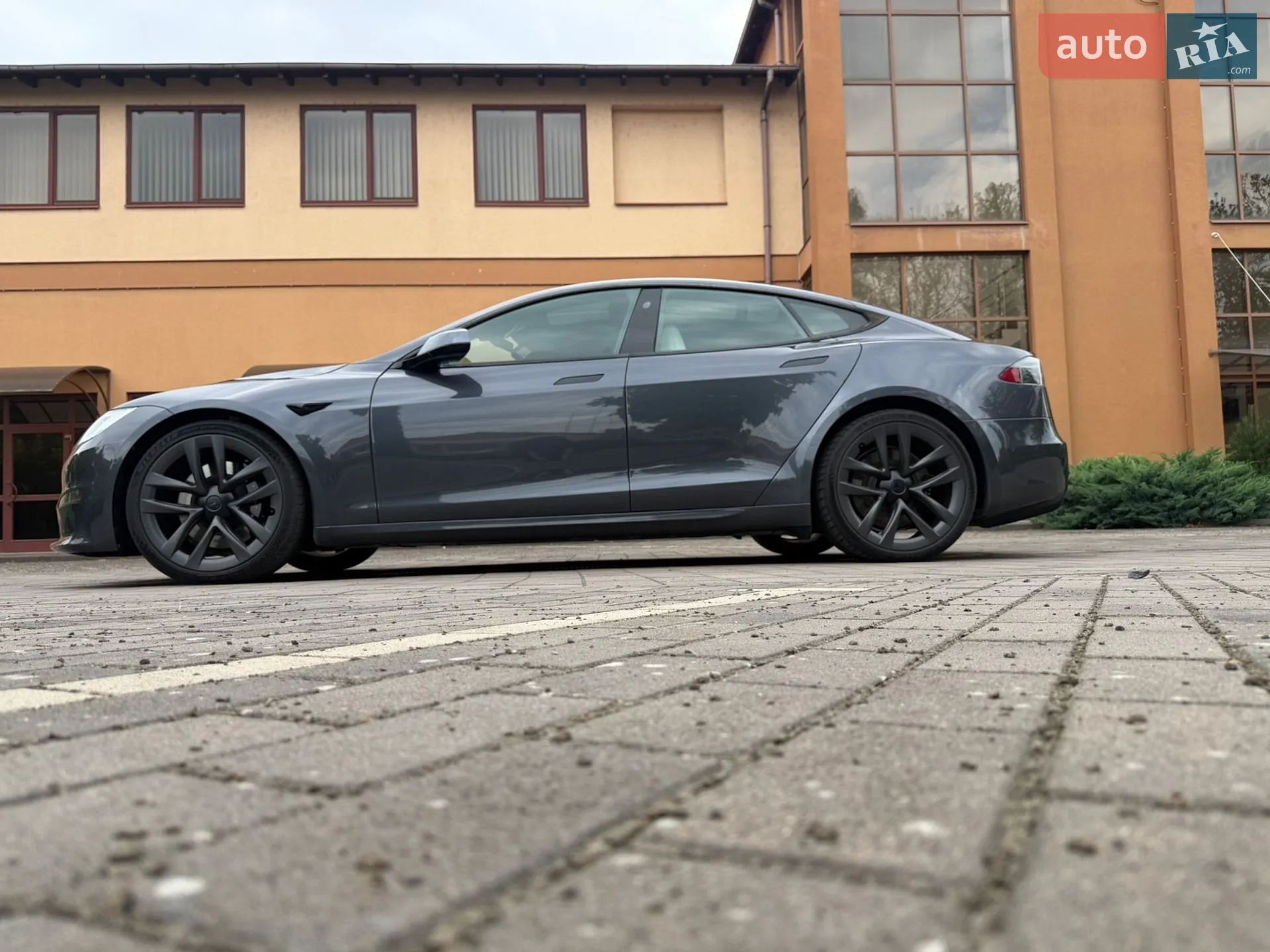 2021 Tesla Model S - мініатюра 5