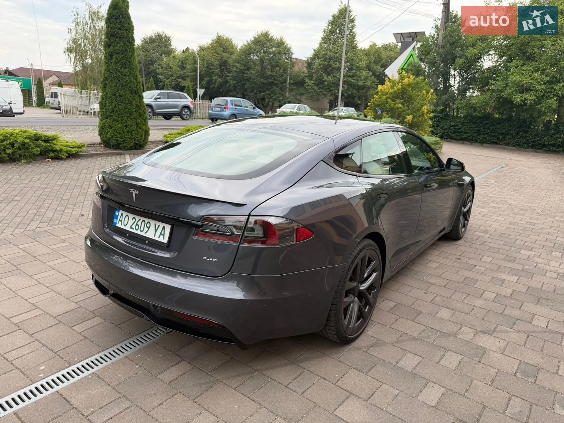 2021 Tesla Model S - мініатюра 9
