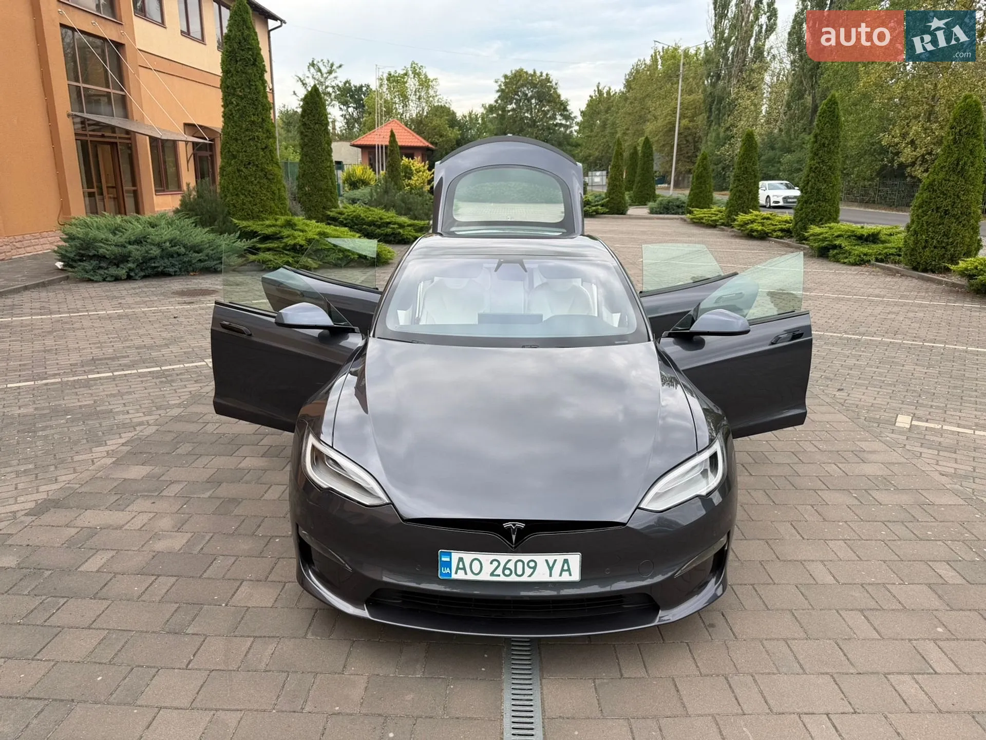 2021 Tesla Model S - мініатюра 13