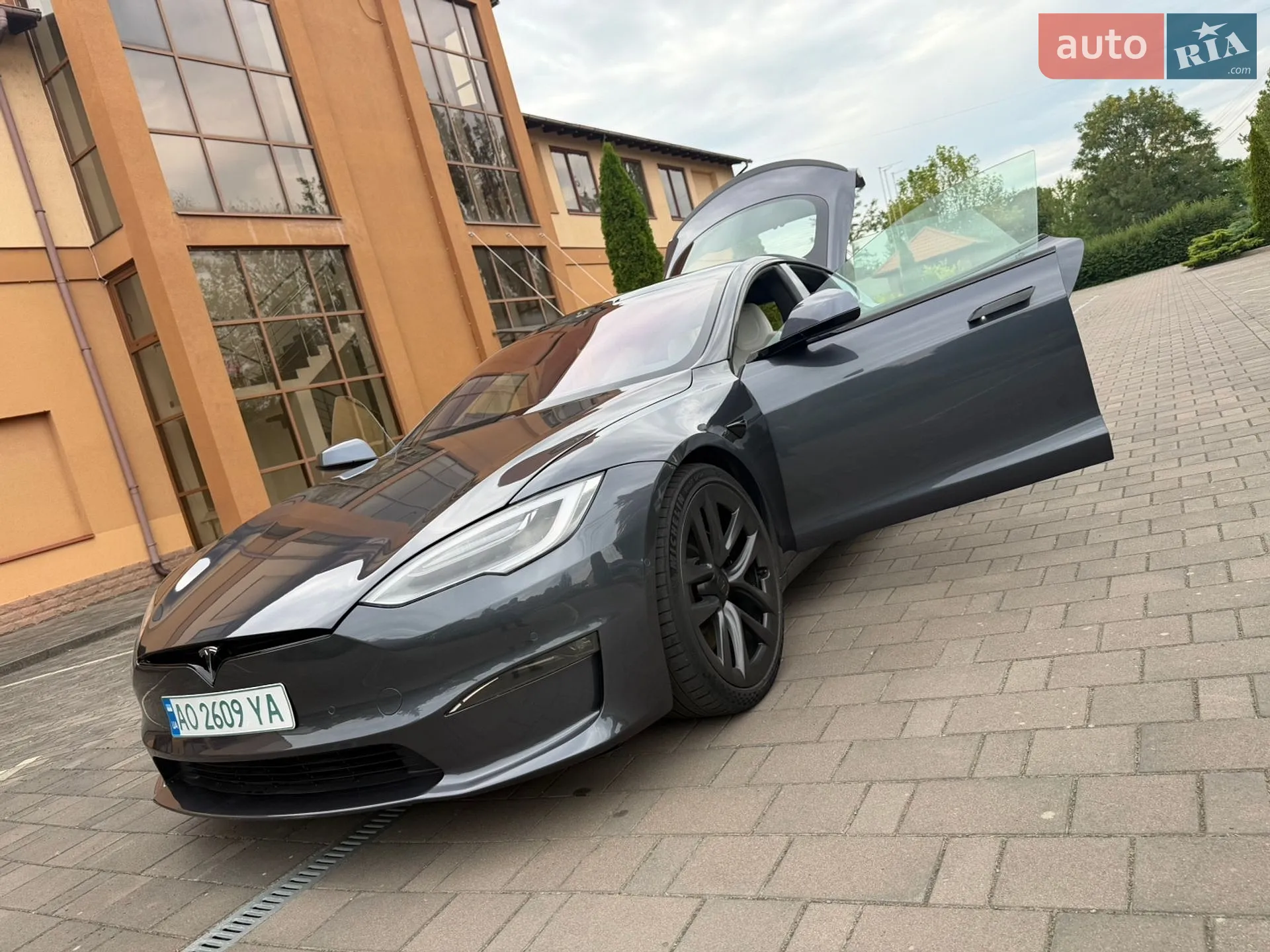 2021 Tesla Model S - мініатюра 16