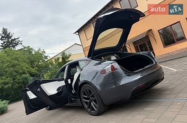 Ліфтбек Tesla Model S 2021 в Береговому фото 20 Ліфтбек Tesla Model S 2021 в Береговому