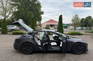 Ліфтбек Tesla Model S 2021 в Береговому фото 24 Ліфтбек Tesla Model S 2021 в Береговому