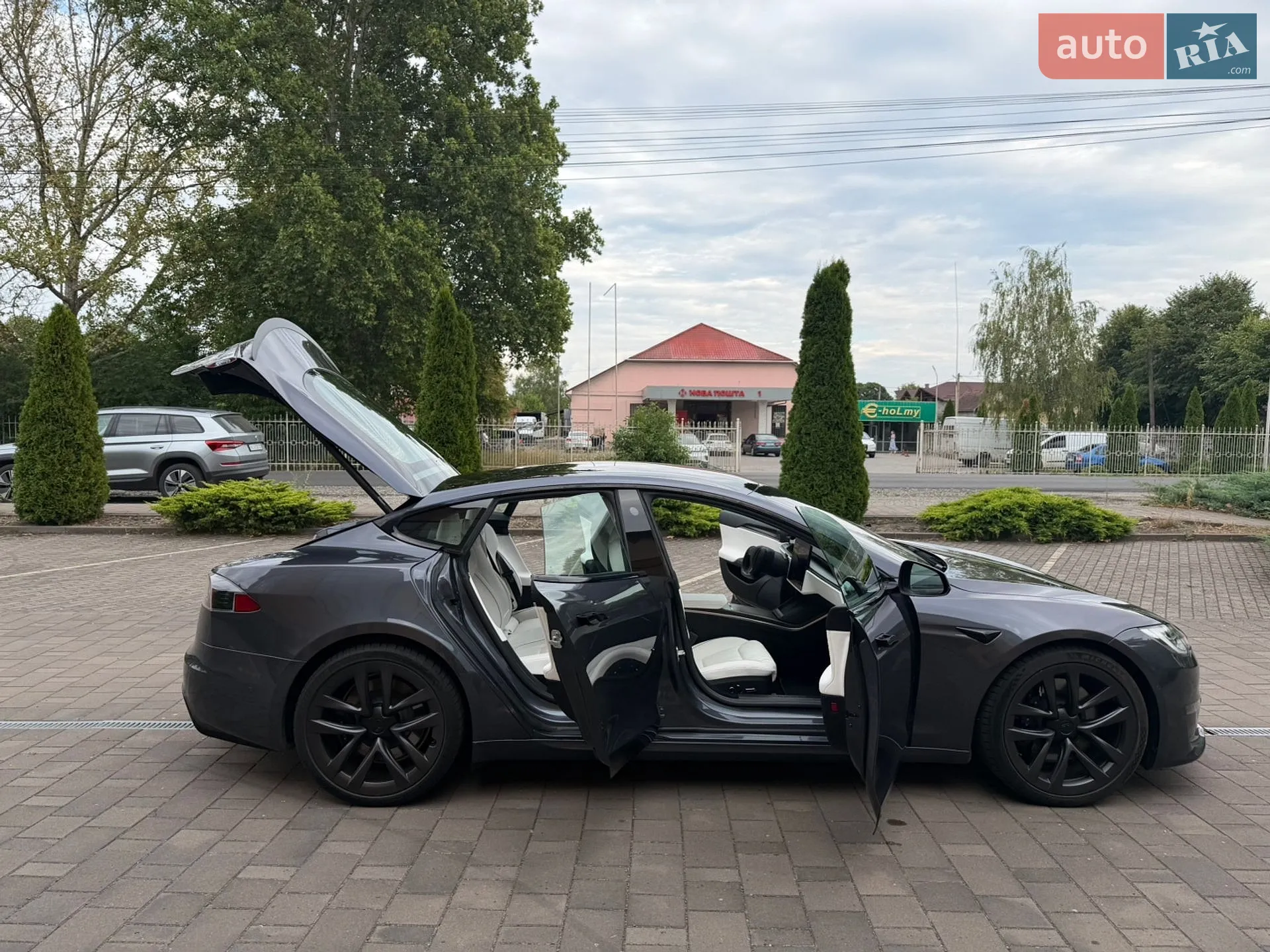 2021 Tesla Model S - мініатюра 24