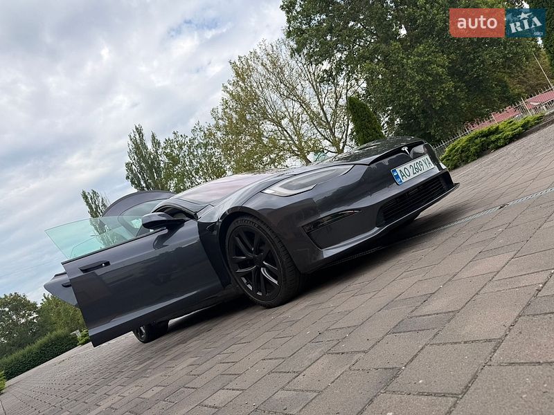 Ліфтбек Tesla Model S 2021 в Береговому фото 27 Ліфтбек Tesla Model S 2021 в Береговому
