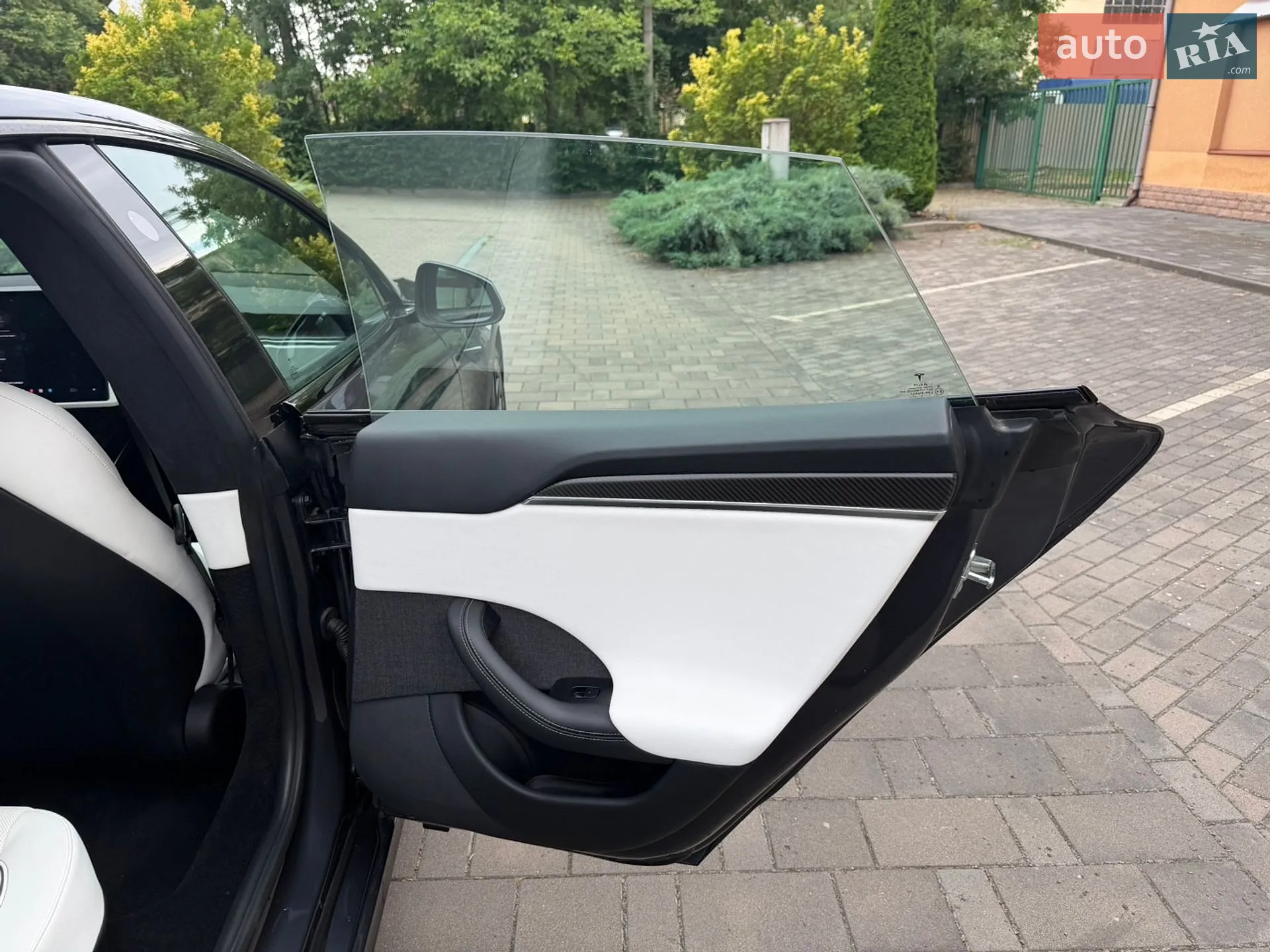 2021 Tesla Model S - мініатюра 36