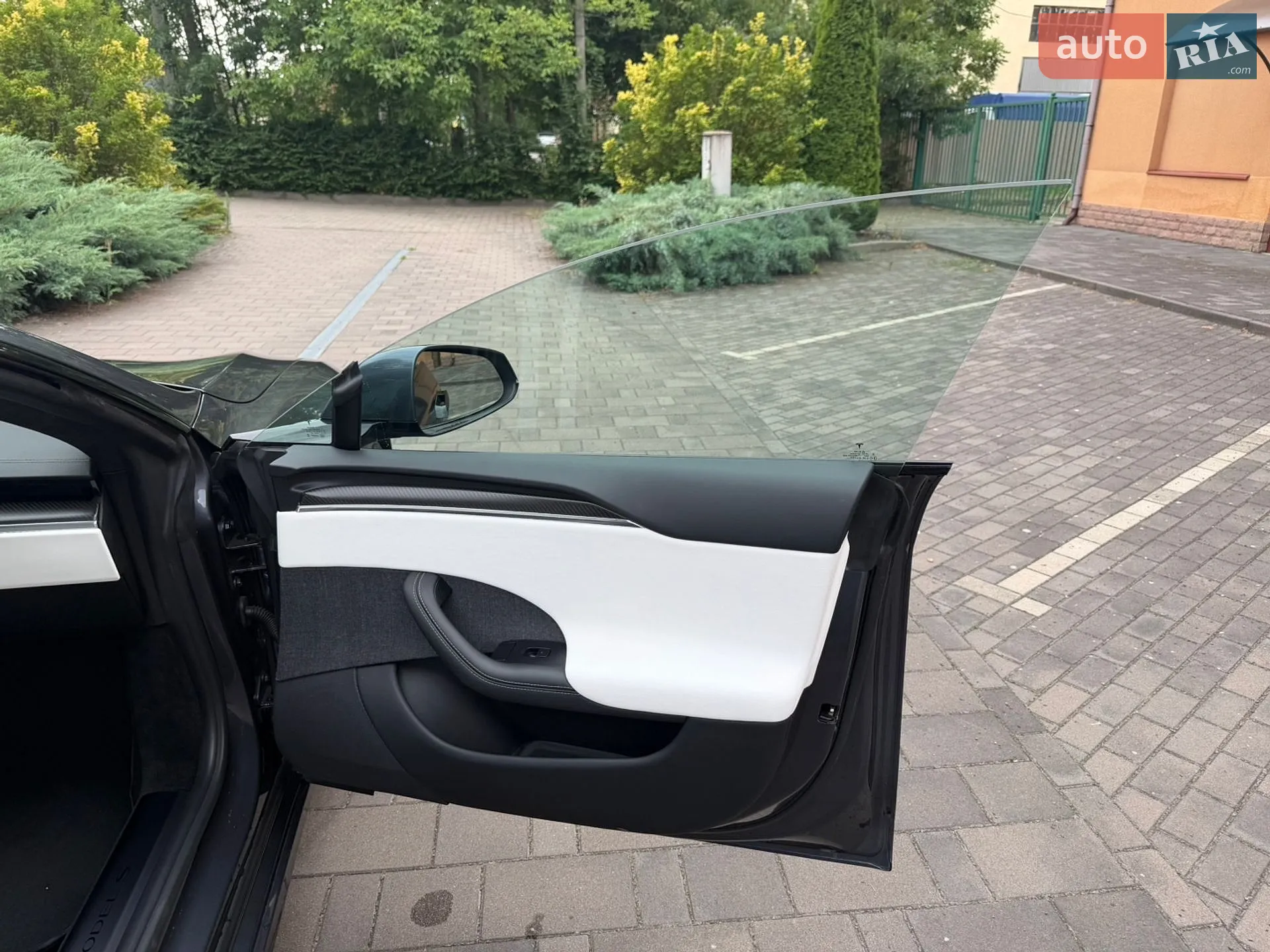 2021 Tesla Model S - мініатюра 39
