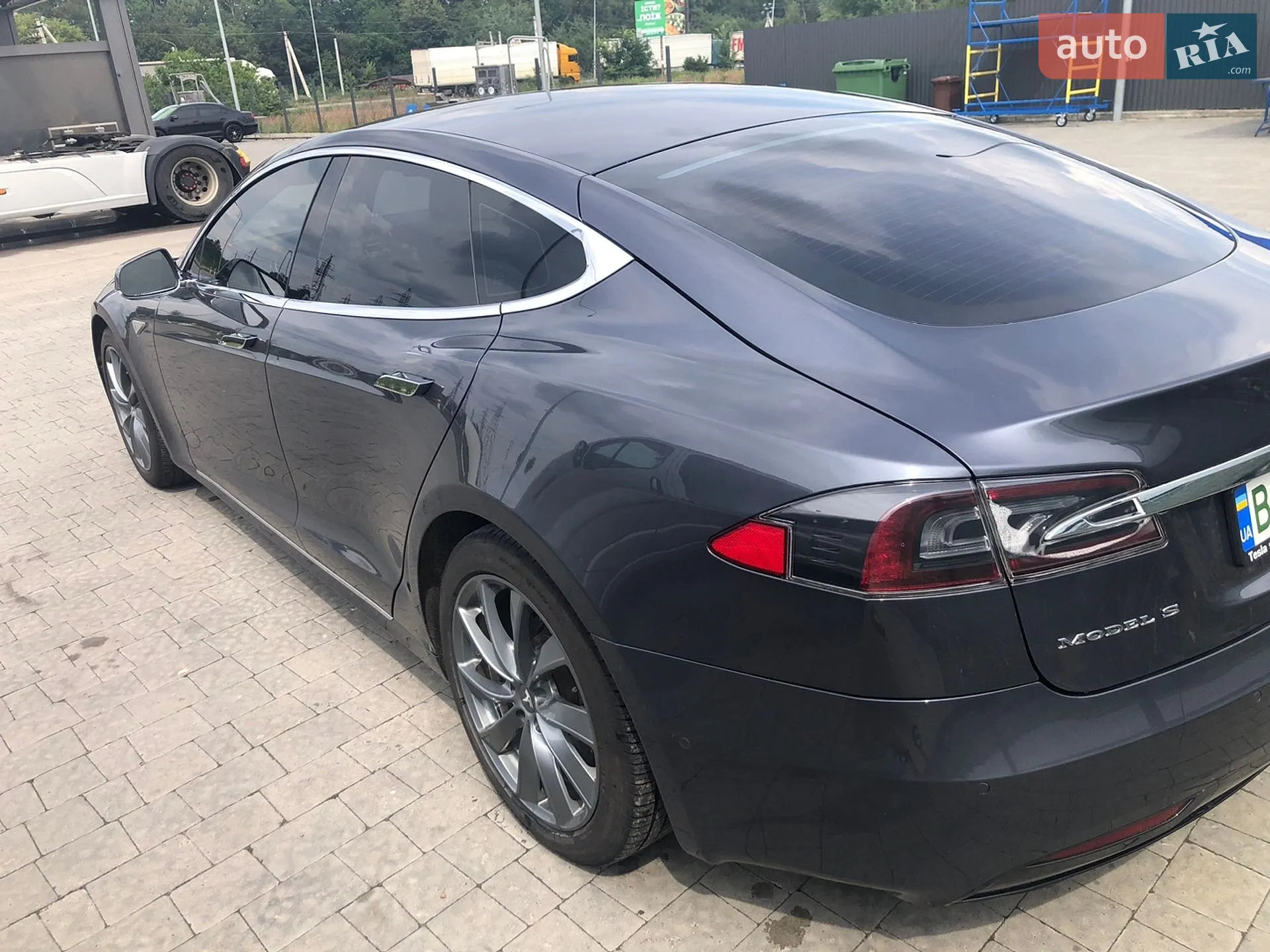 2016 Tesla Model S - мініатюра 7