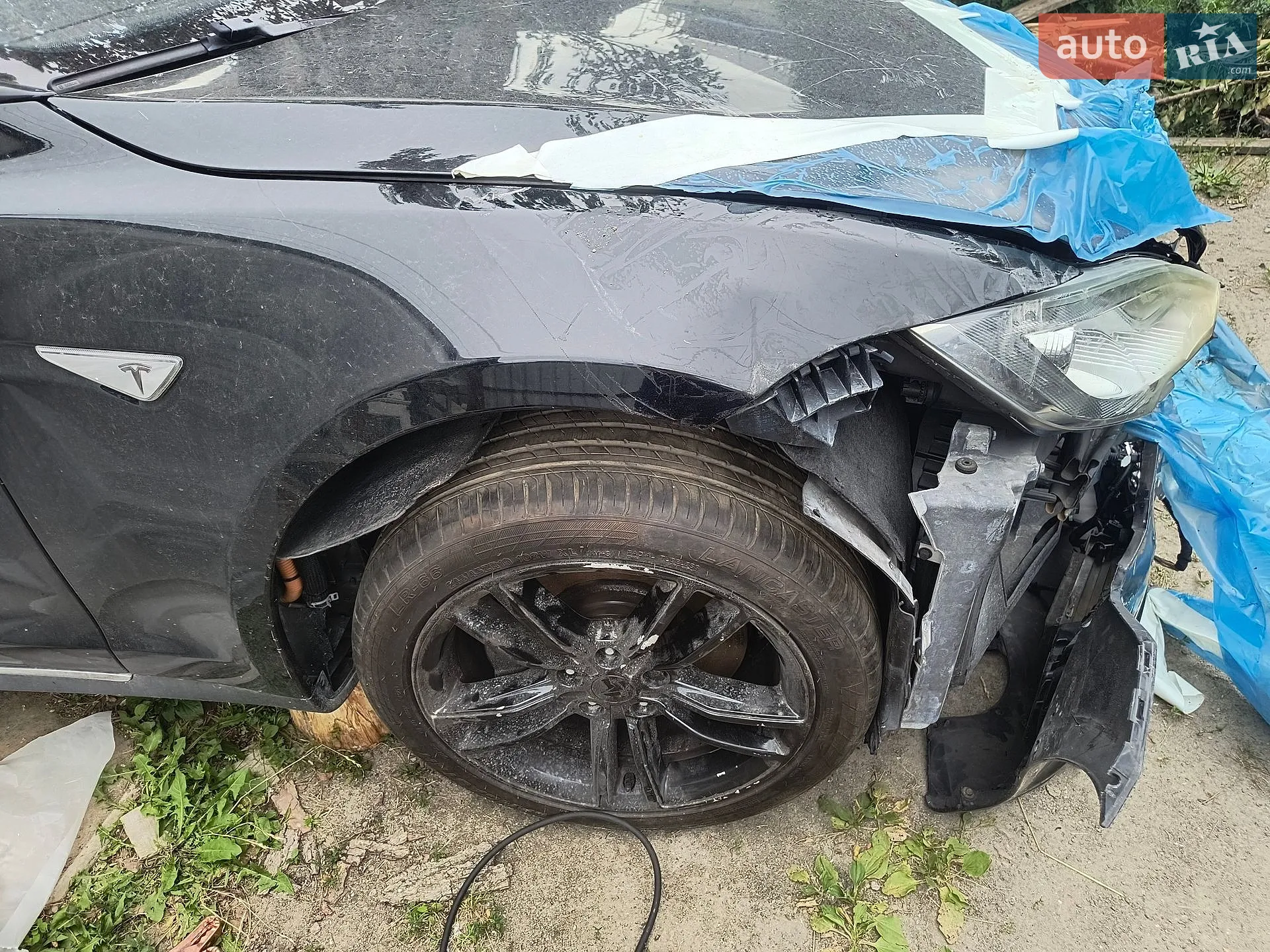 2015 Tesla Model S - мініатюра 10