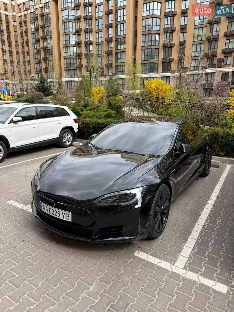 2015 Tesla Model S - мініатюра 3