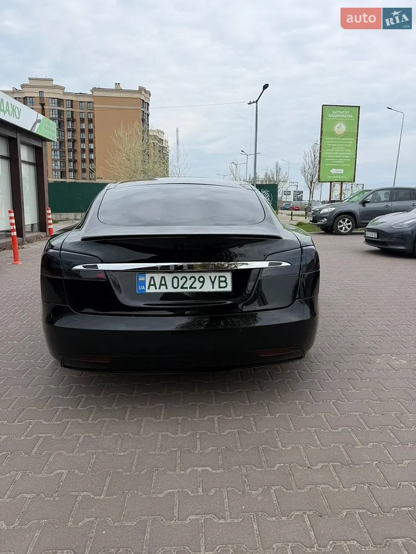 2015 Tesla Model S - мініатюра 9