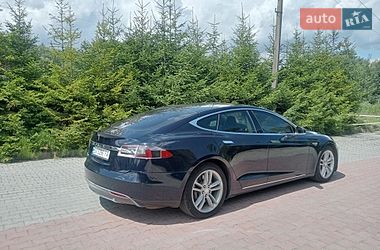 Ліфтбек Tesla Model S 2013 в Шепетівці