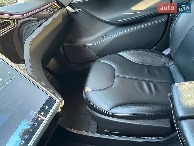 Лифтбек Tesla Model S 2013 в Киеве фото 14 Лифтбек Tesla Model S 2013 в Киеве