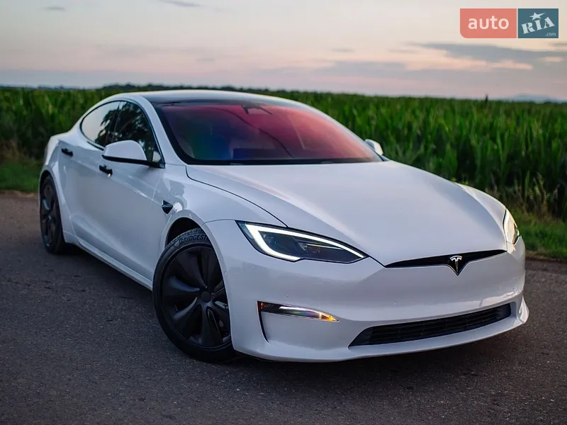 Tesla Model S