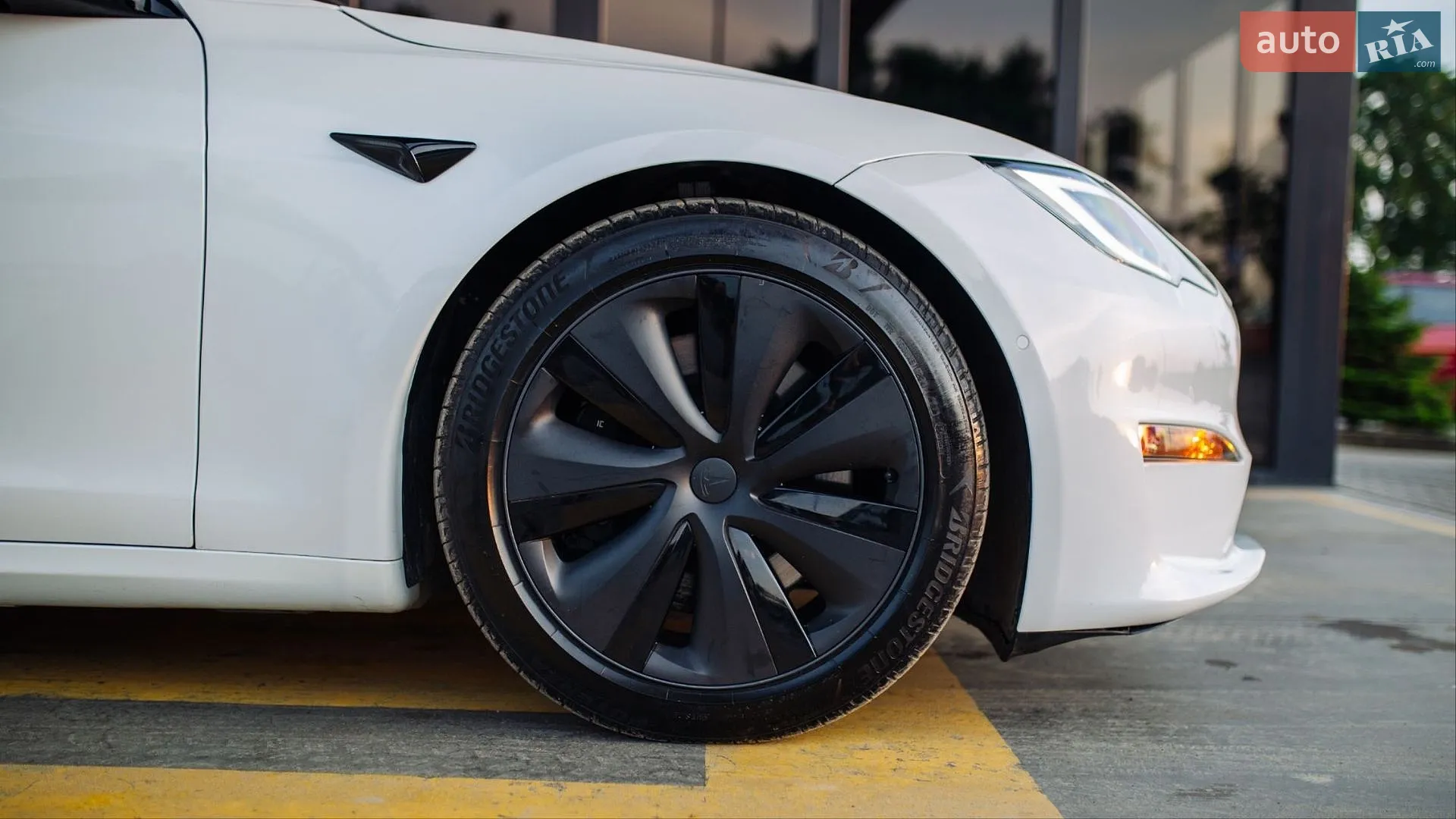 2022 Tesla Model S - мініатюра 38
