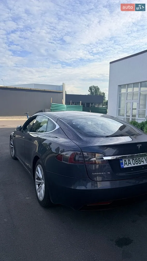 2017 Tesla Model S - мініатюра 10