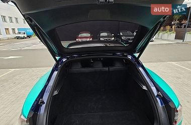 Лифтбек Tesla Model S 2018 в Киеве
