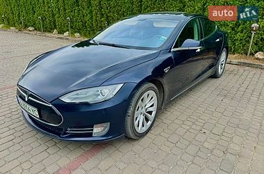 Ліфтбек Tesla Model S 2014 в Кам'янець-Подільському