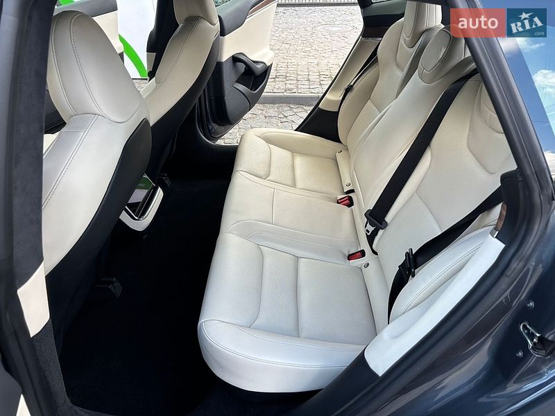 Лифтбек Tesla Model S 2021 в Золочеве фото 28 Лифтбек Tesla Model S 2021 в Золочеве