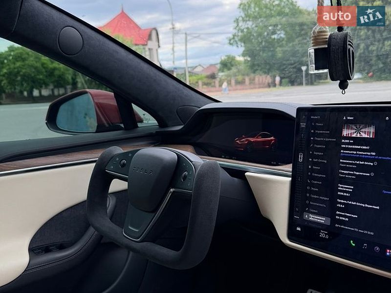 Лифтбек Tesla Model S 2021 в Ужгороде