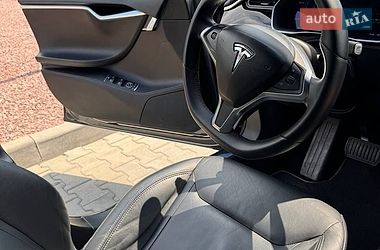 Ліфтбек Tesla Model S 2016 в Одесі фото 18 Ліфтбек Tesla Model S 2016 в Одесі