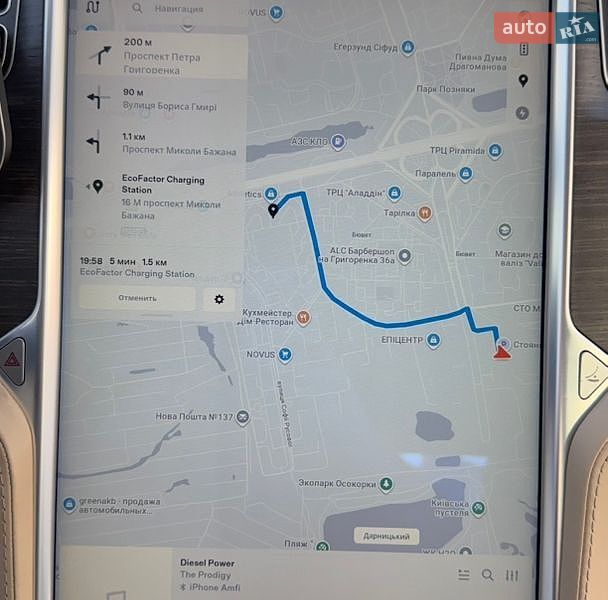 Лифтбек Tesla Model S 2015 в Киеве