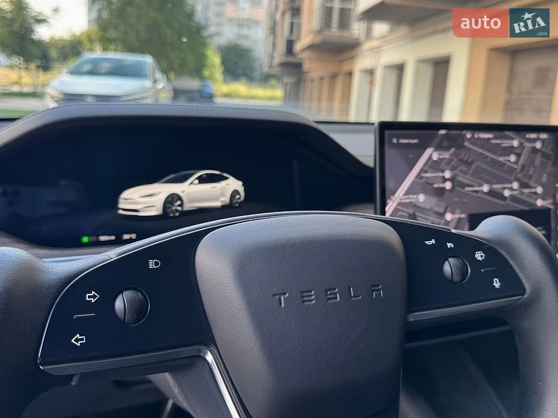 Лифтбек Tesla Model S 2021 в Днепре