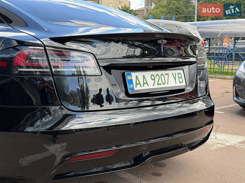Ліфтбек Tesla Model S 2022 в Києві
