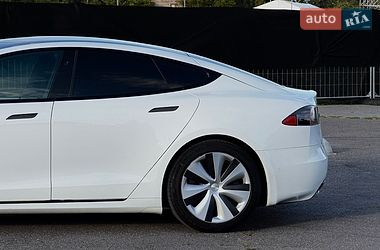 Лифтбек Tesla Model S 2020 в Львове