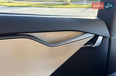 Лифтбек Tesla Model S 2020 в Львове