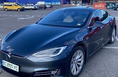 Ліфтбек Tesla Model S 2016 в Львові фото 2 Ліфтбек Tesla Model S 2016 в Львові