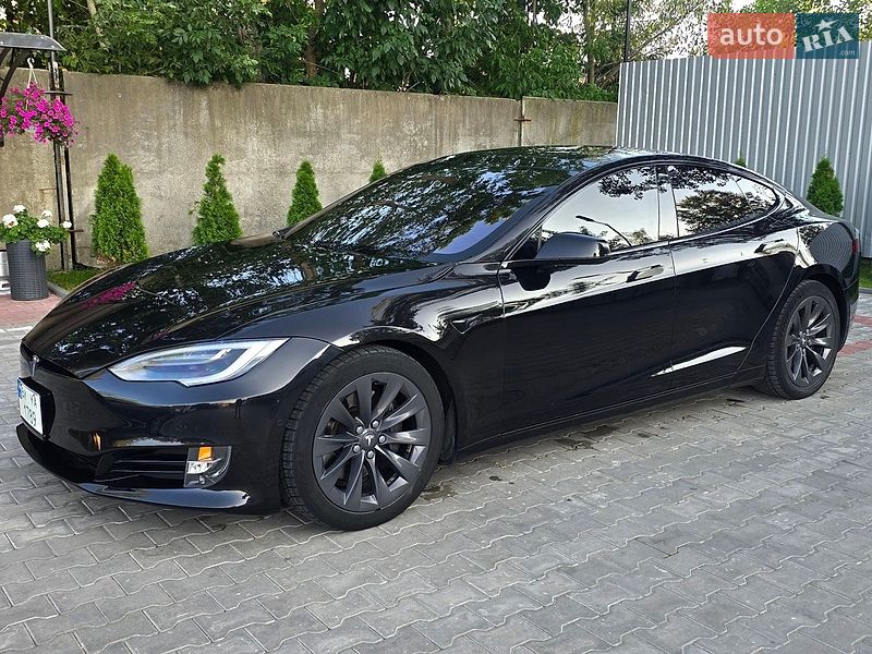 Ліфтбек Tesla Model S 2018 в Костопілі фото 3 Ліфтбек Tesla Model S 2018 в Костопілі