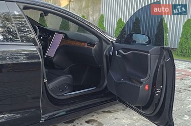 Ліфтбек Tesla Model S 2018 в Костопілі фото 35 Ліфтбек Tesla Model S 2018 в Костопілі