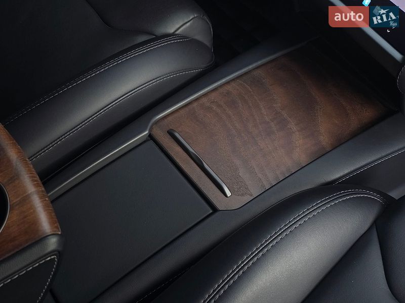 Ліфтбек Tesla Model S 2018 в Костопілі фото 46 Ліфтбек Tesla Model S 2018 в Костопілі