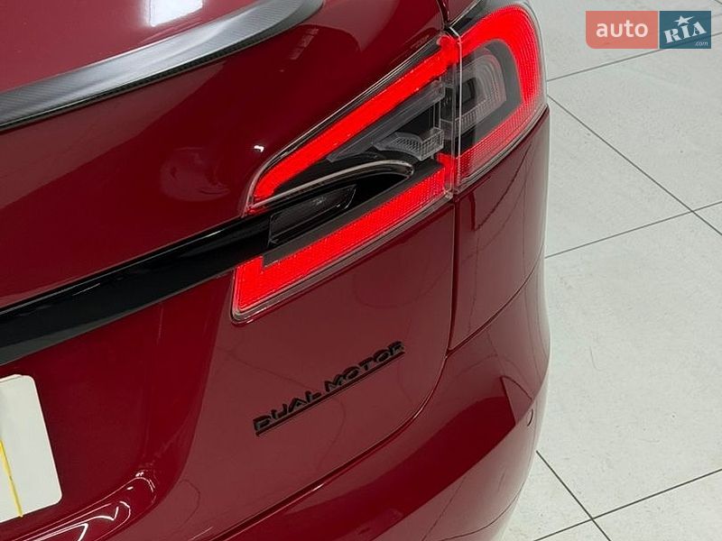Лифтбек Tesla Model S 2020 в Одессе