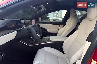 Лифтбек Tesla Model S 2022 в Виннице