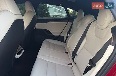 Лифтбек Tesla Model S 2022 в Виннице