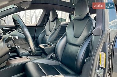 Лифтбек Tesla Model S 2019 в Днепре
