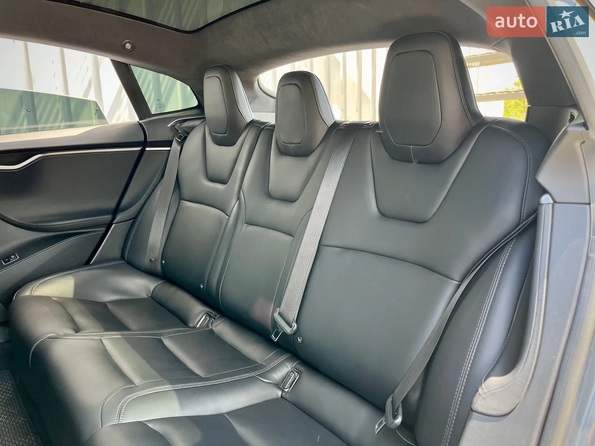 2019 Tesla Model S - мініатюра 10