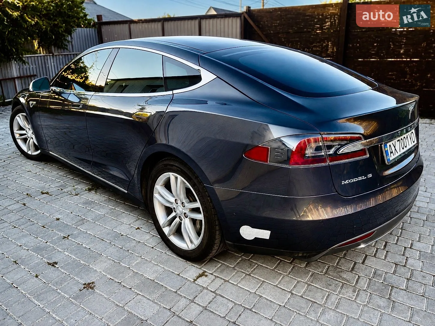 2015 Tesla Model S - мініатюра 4