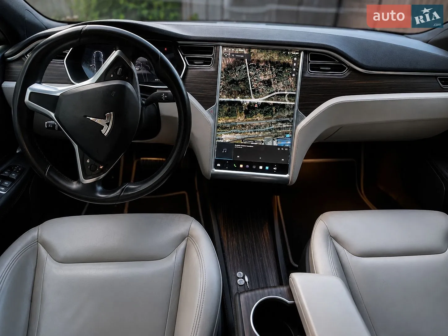 2015 Tesla Model S - мініатюра 5