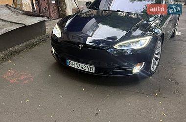 Ліфтбек Tesla Model S 2013 в Києві