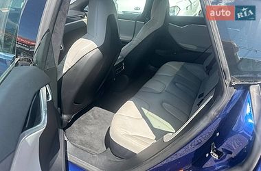 Ліфтбек Tesla Model S 2016 в Полтаві
