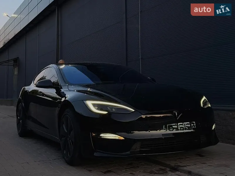 Tesla Model S