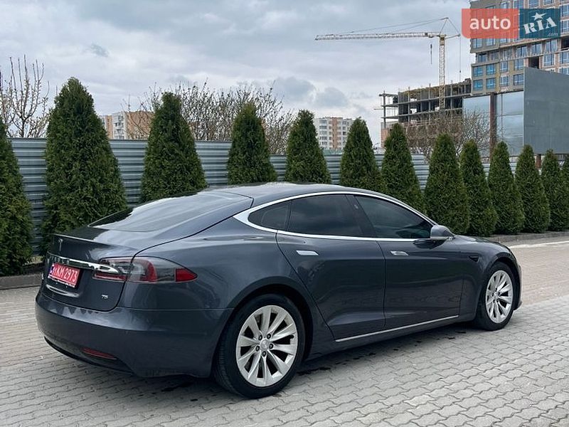 Лифтбек Tesla Model S 2017 в Львове фото 6 Лифтбек Tesla Model S 2017 в Львове