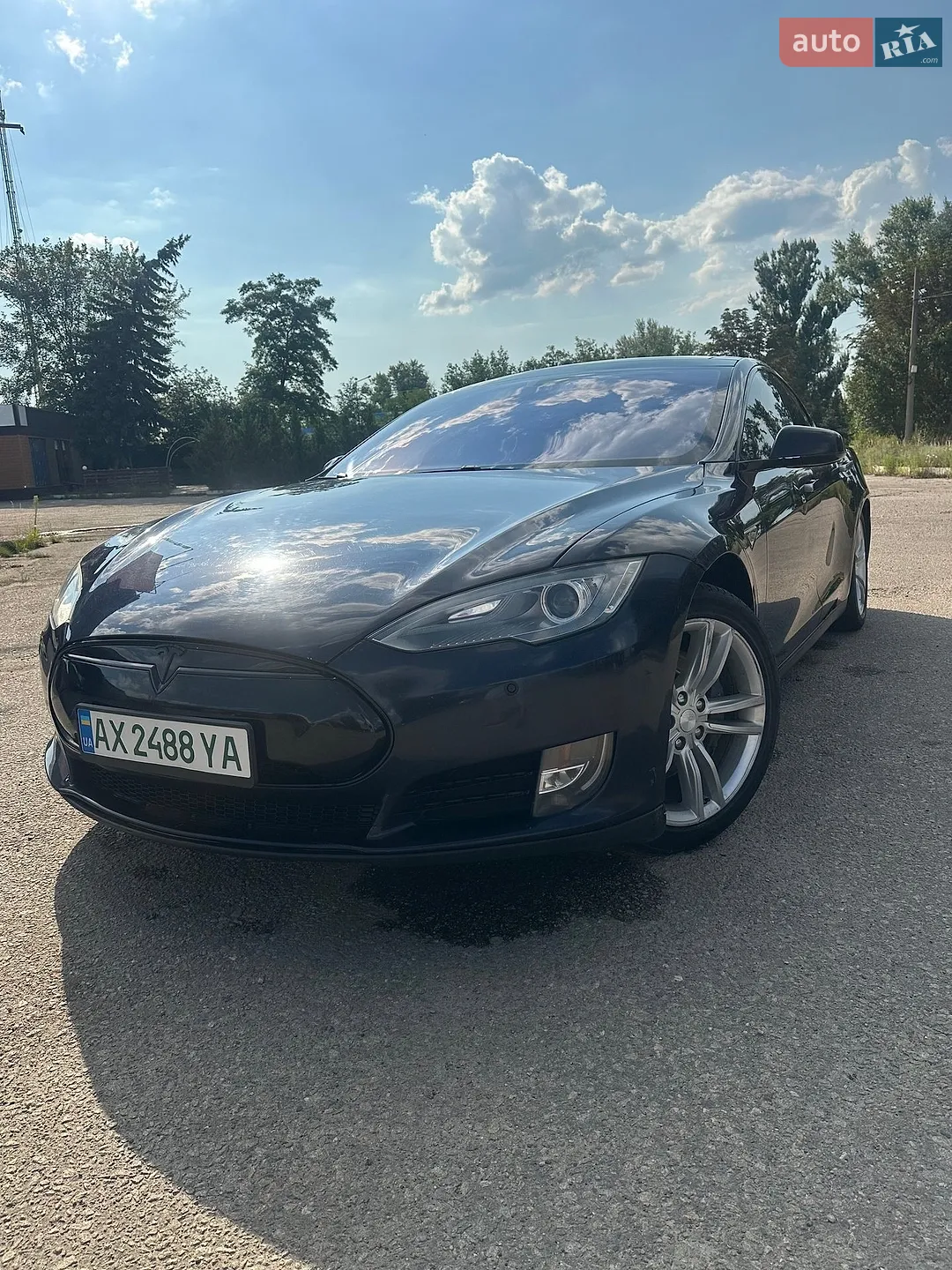 Tesla Model S, 2014