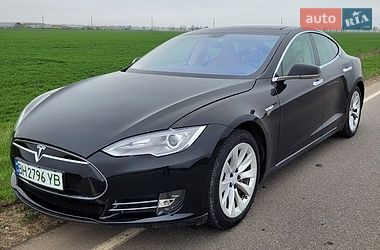 Лифтбек Tesla Model S 2014 в Одессе