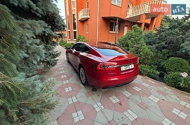 Ліфтбек Tesla Model S 2017 в Києві