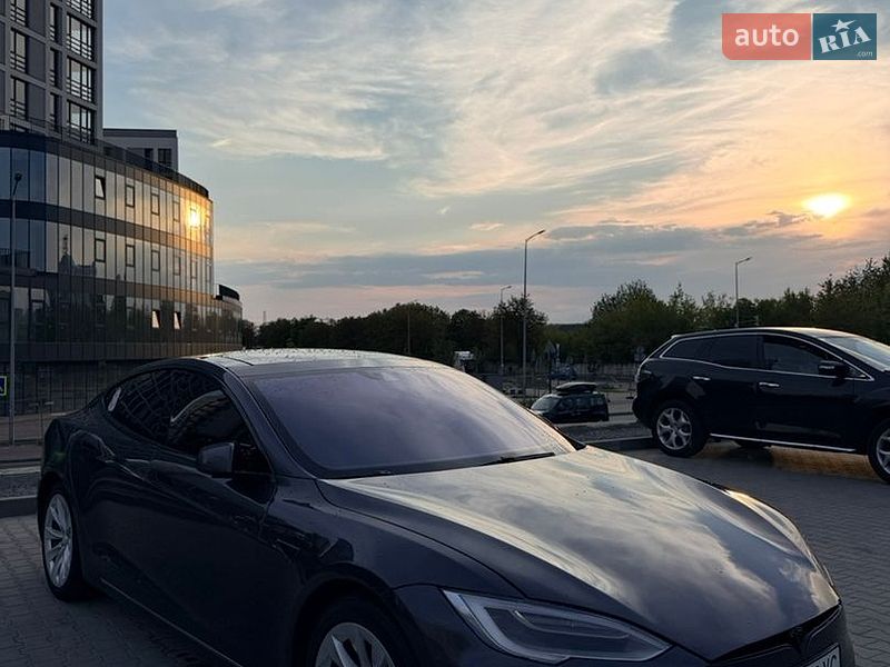 Tesla Model S 2016 Tesla Model S 2016