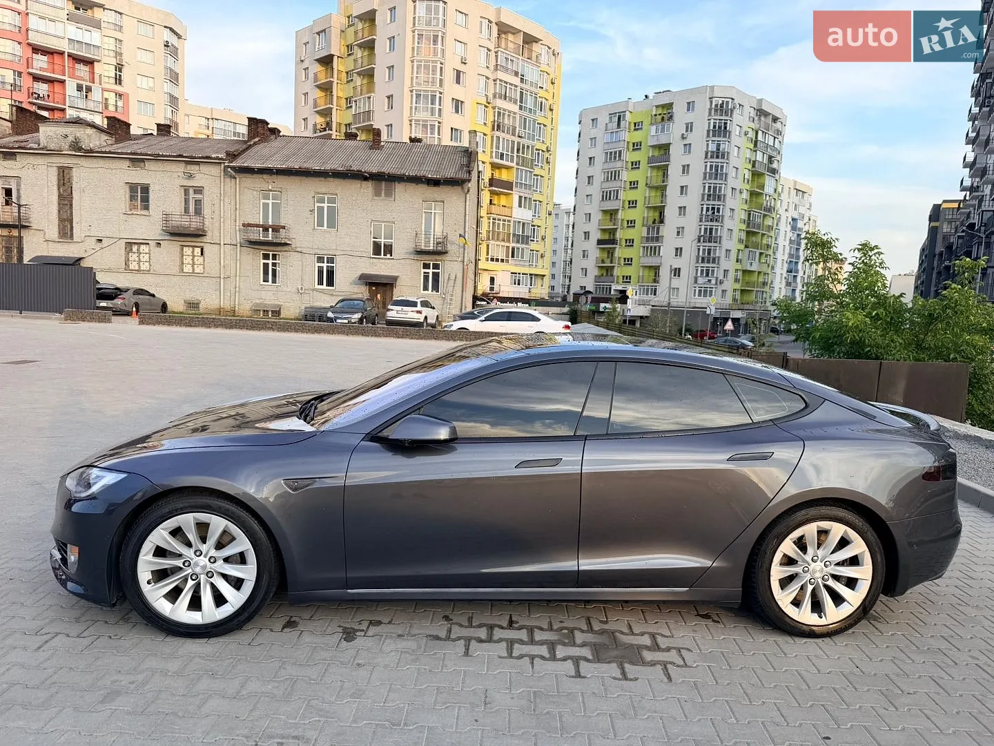 2016 Tesla Model S - мініатюра 4