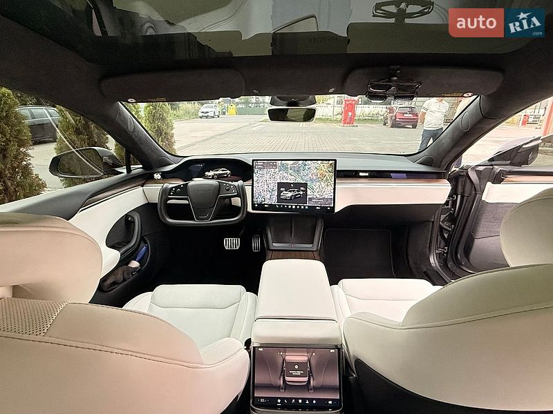 Ліфтбек Tesla Model S 2023 в Львові фото 19 Ліфтбек Tesla Model S 2023 в Львові